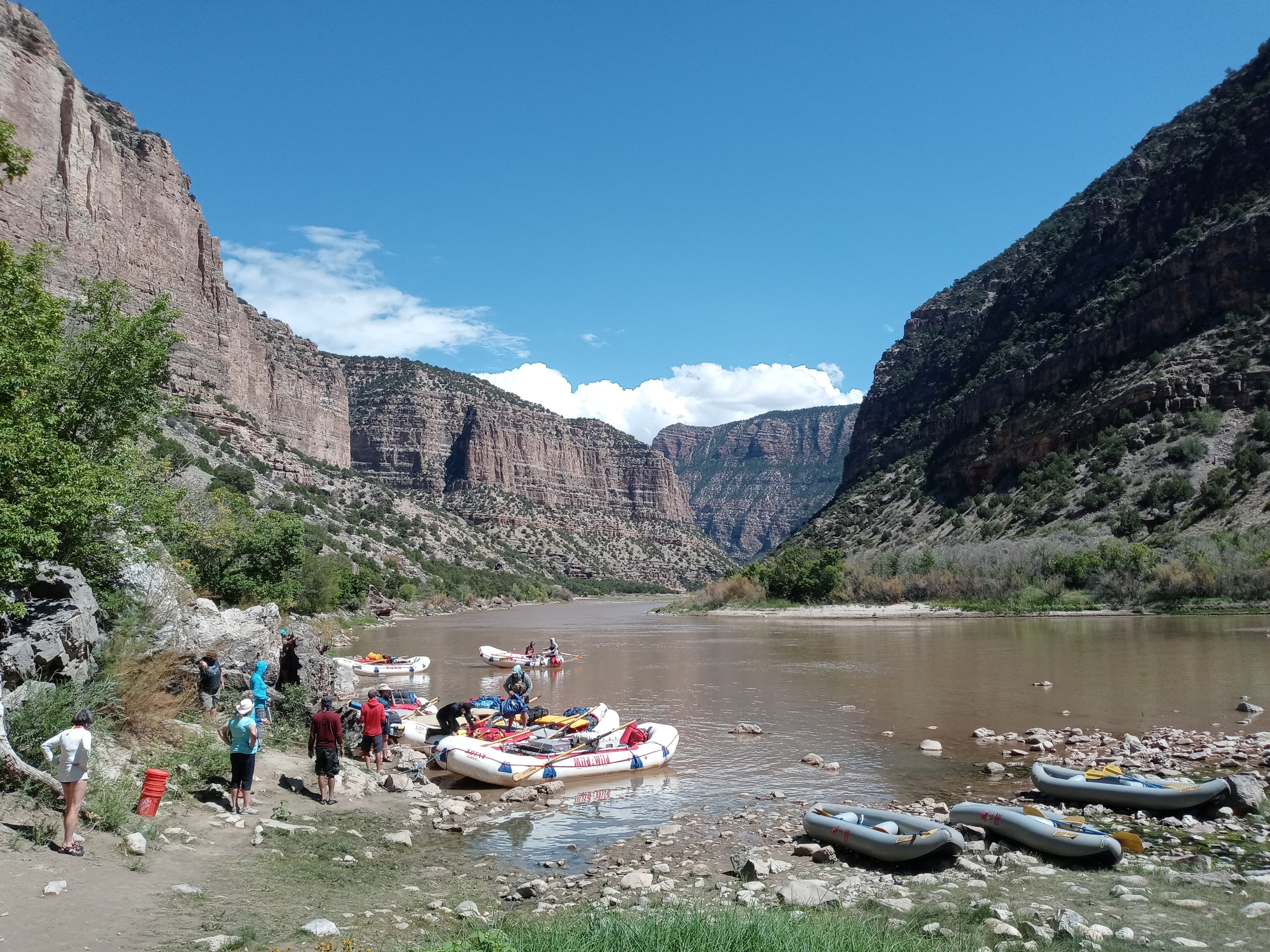 A beautiful mountains view in Colorado with river