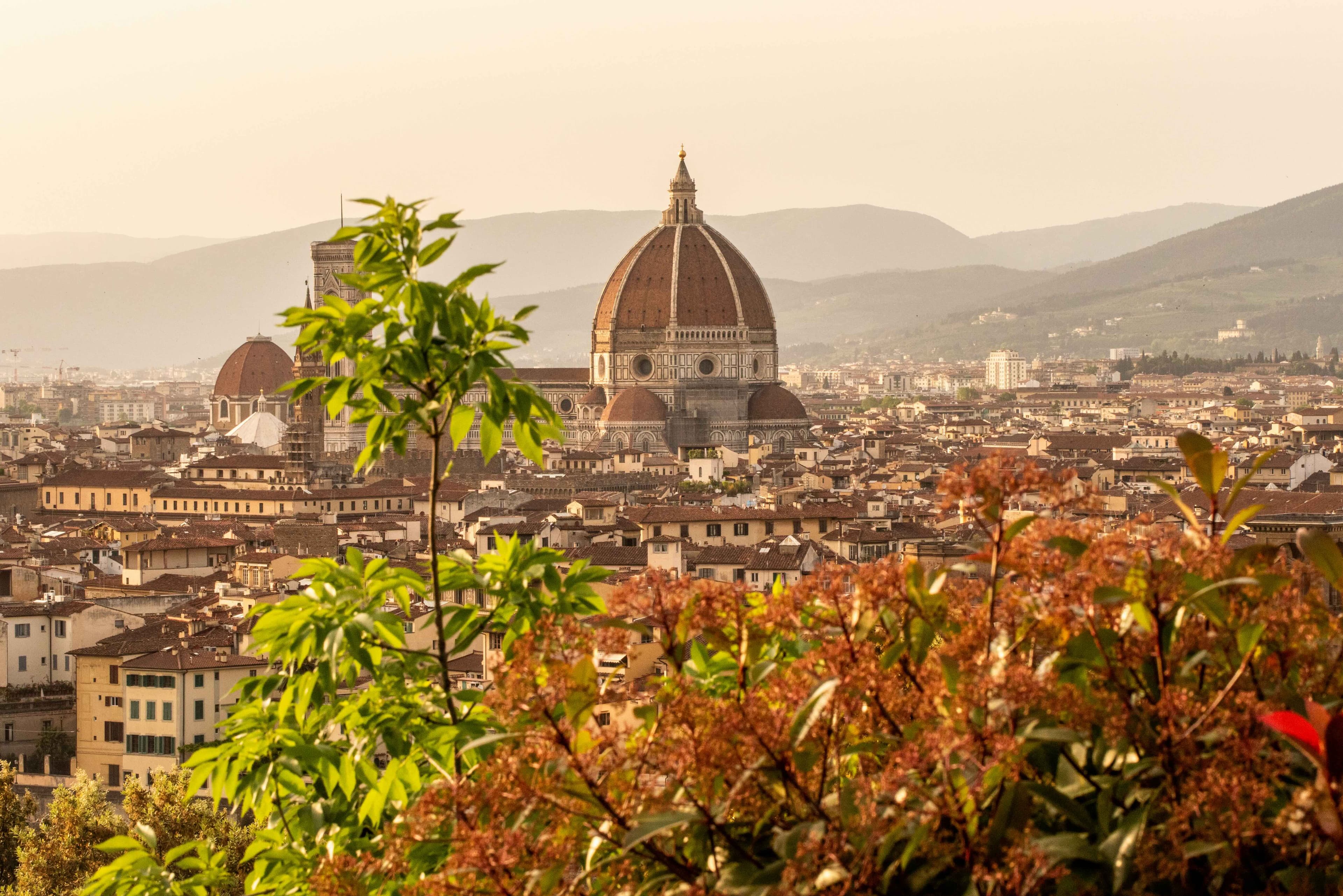 Italian Escapade: The Ultimate Insider’s Guide to Florence curated by Kimberly Sessions